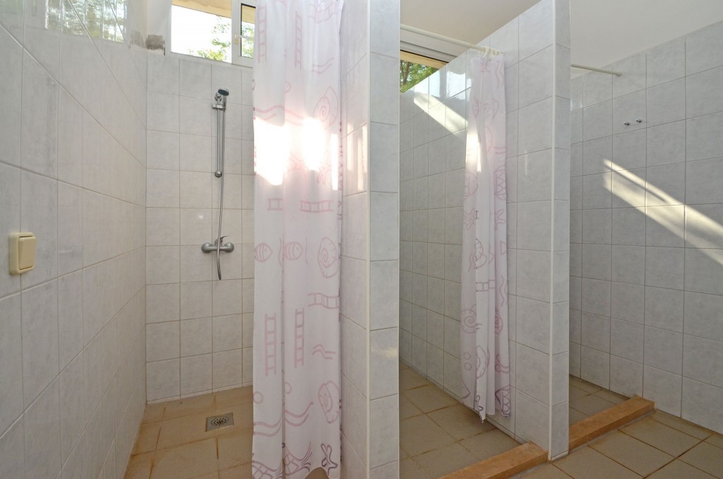 camp potirna mens room showers 02 1024x678 - Photo Gallery