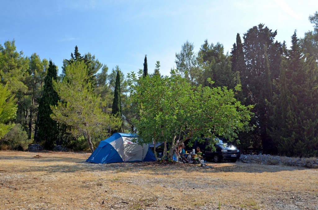 camping croatia korcula camp potirna 01 1024x678 - Photo Gallery