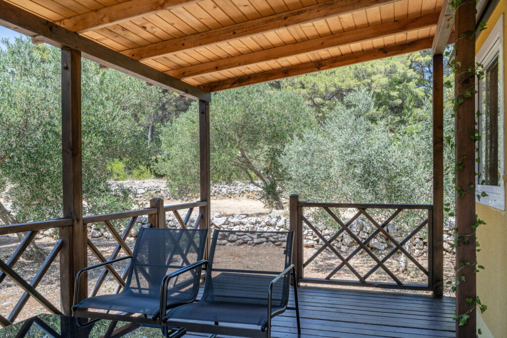 korcula camping camp potirna mobile home2 terrace 04 1024x683 - Photo Gallery