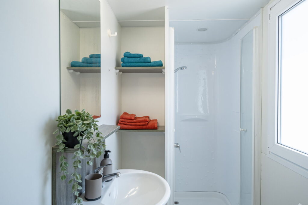 korcula camping camp potirna mobile home3 bathroom 02 1024x683 - Photo Gallery